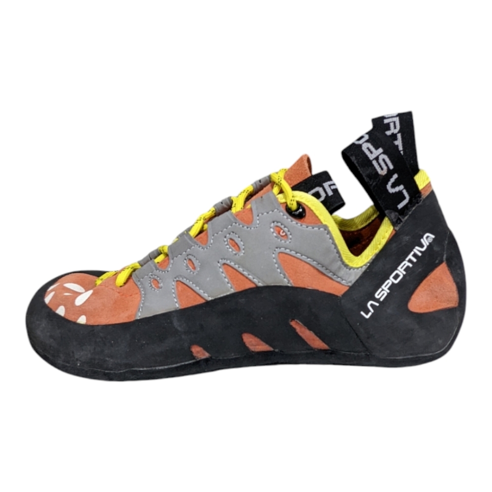 La Sportiva Tarantulace orange gray black  rock climbing shoe size 39 (7.5+W)